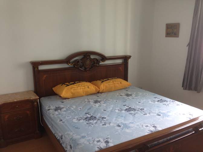 Max's room