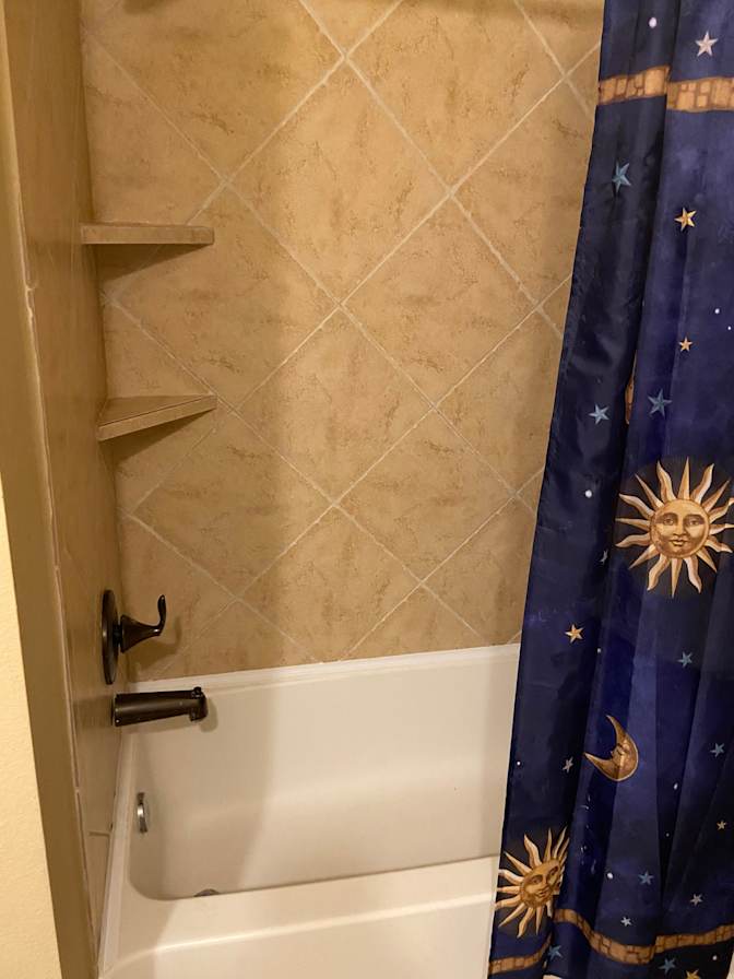 Tom's room