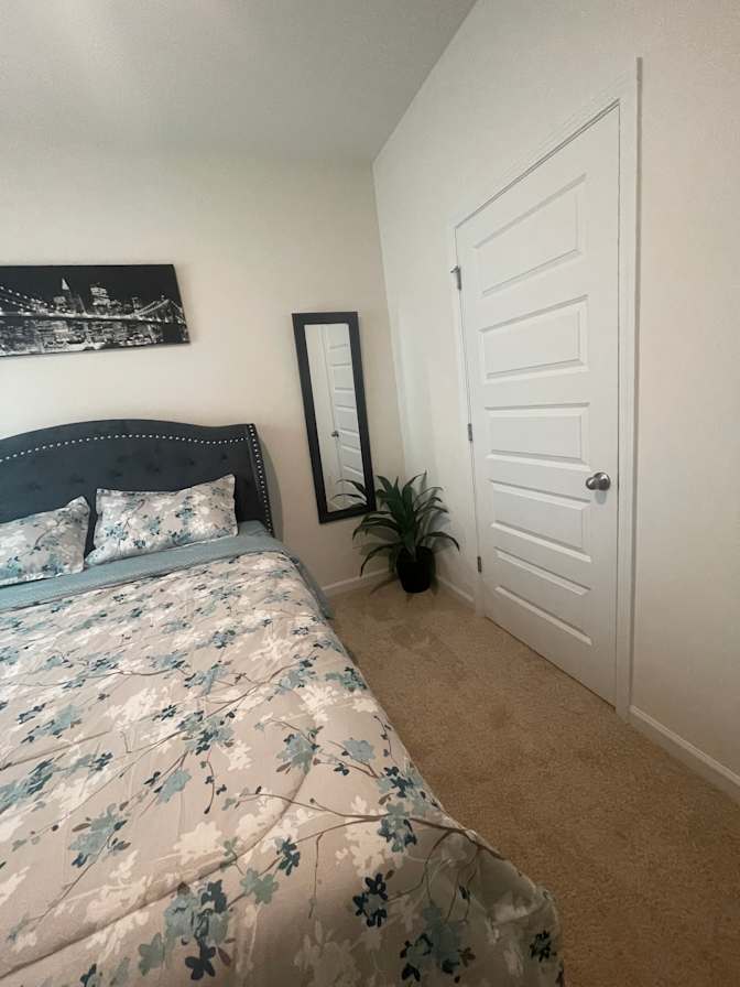 Kelly's room