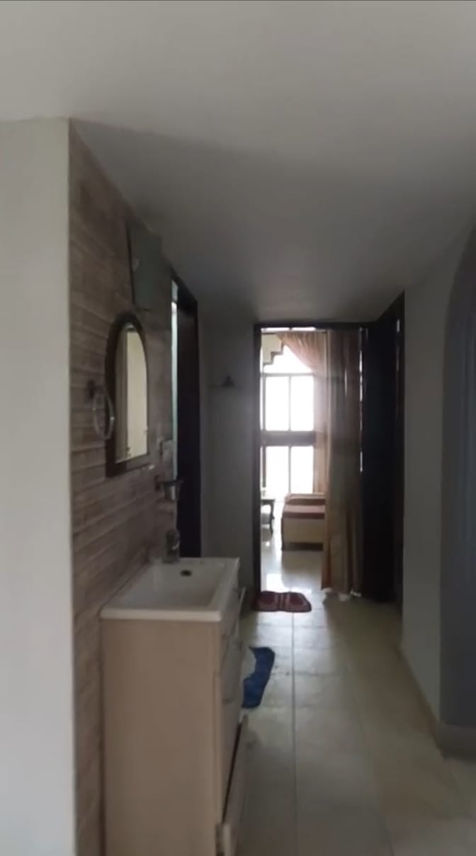 Sapar Chahal's room