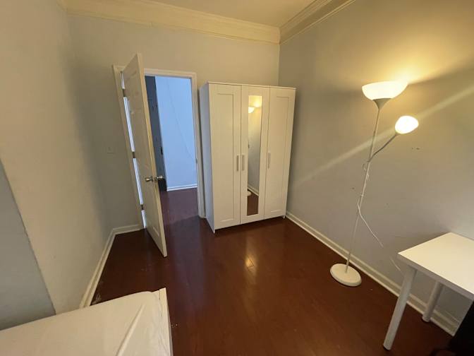 Faran's room