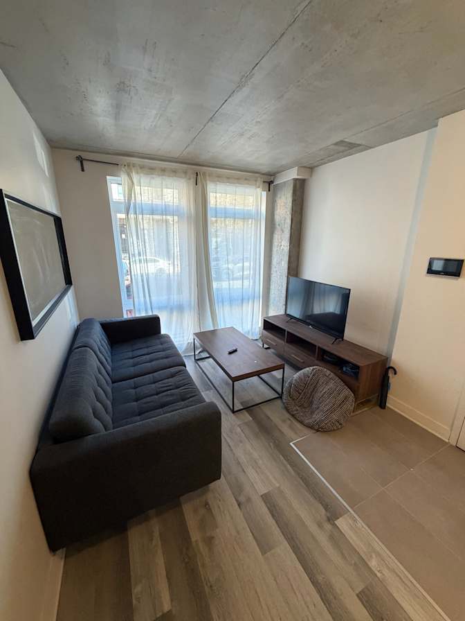 Alban DUCOS's room