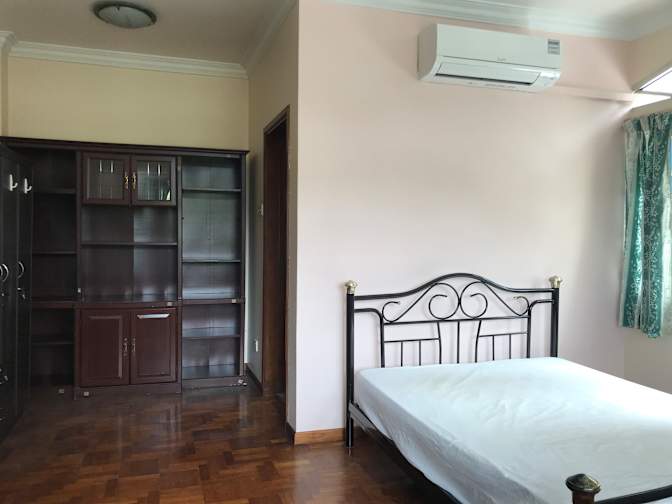 Peace's room