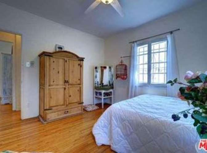 ROSEANNE NAVADEL OLIVER's room