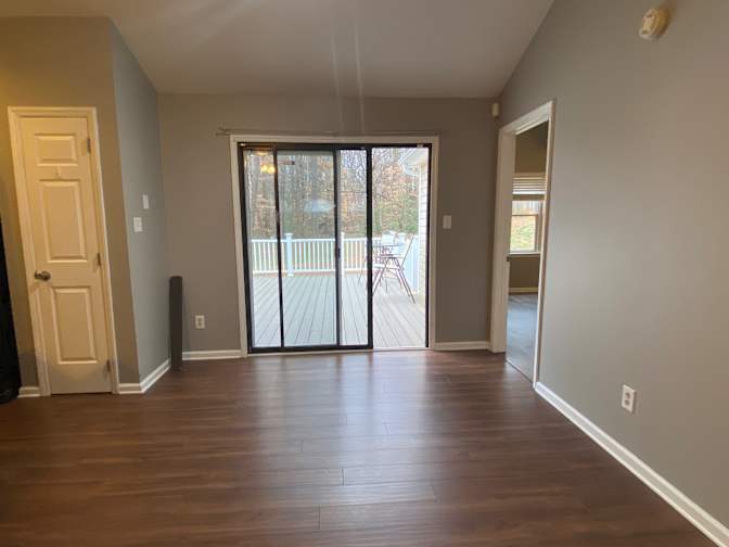 Alcove Rooms's room