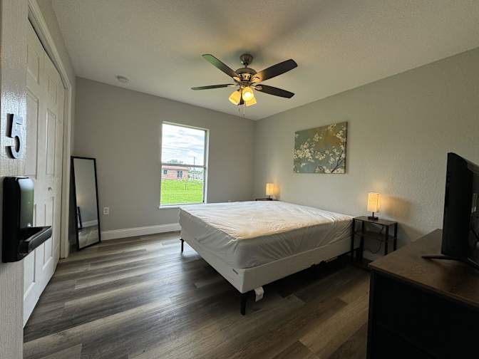 PadSplit's room