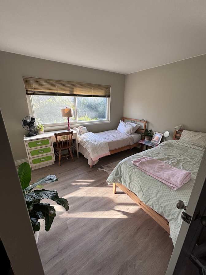 Darlene's room