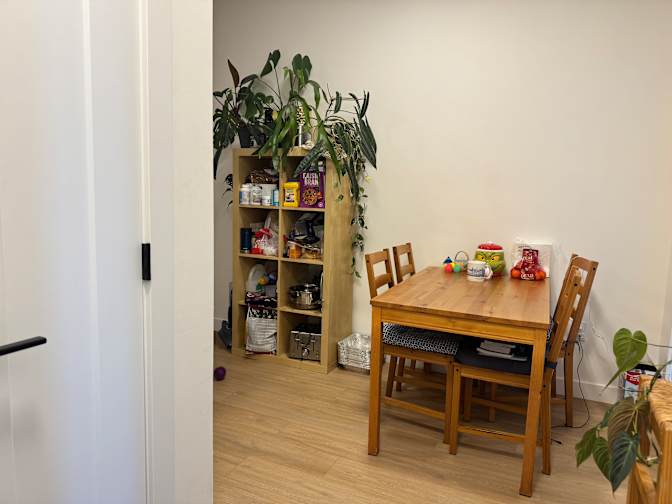Yetta's room