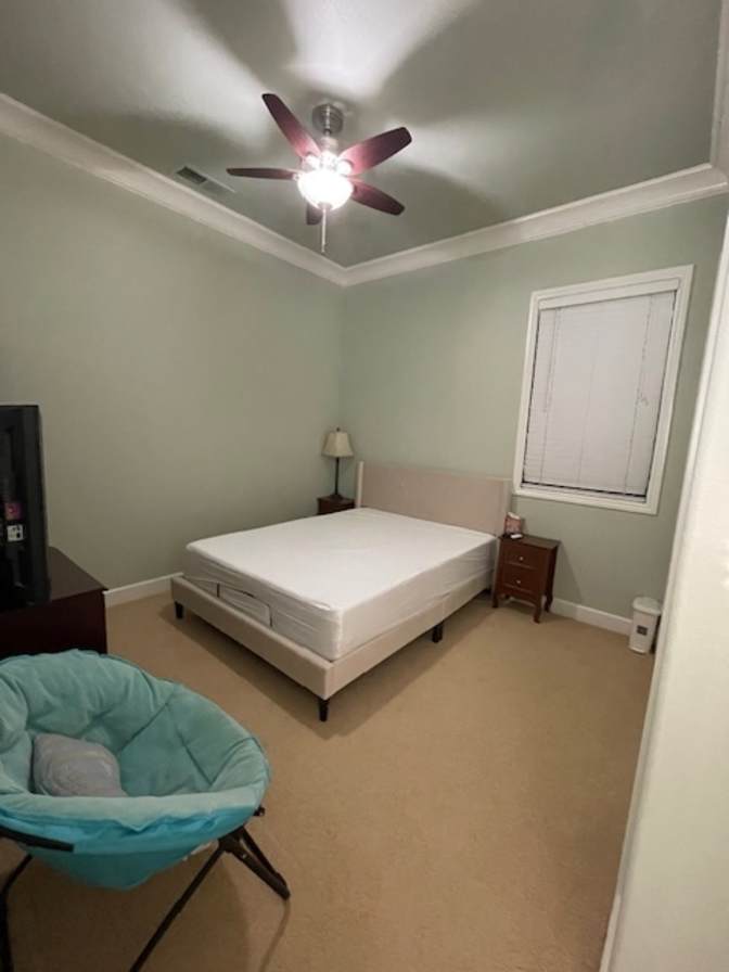 Serena's room