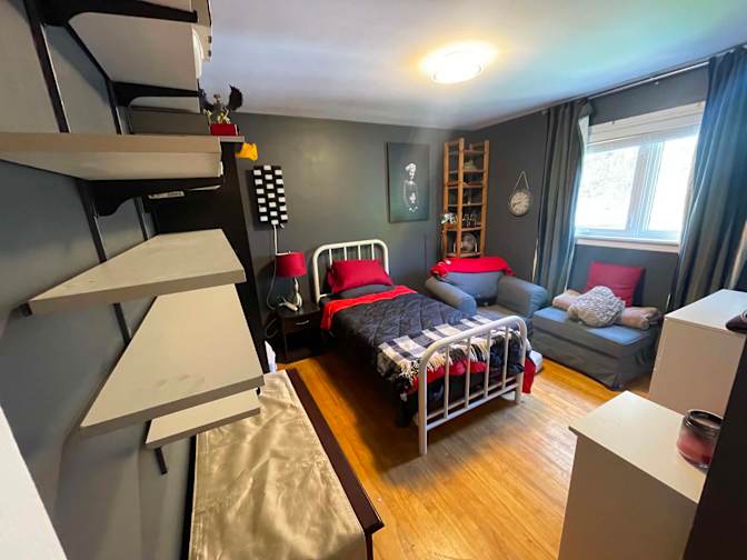 Brent McCombs's room