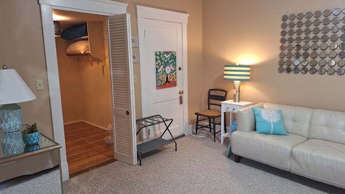 capeck's room