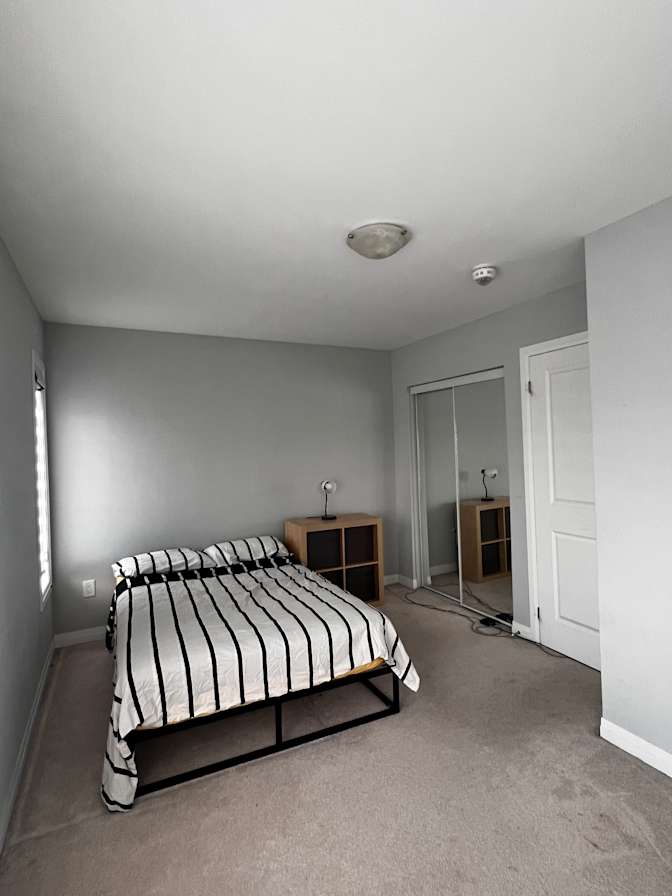 Hanna's room