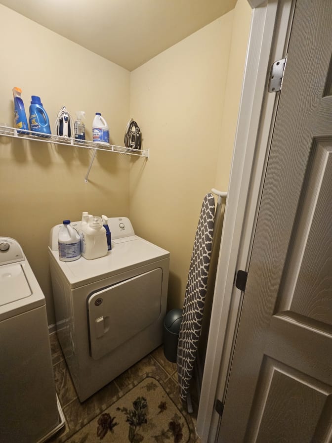 CL&C Property Management and Consulting's room