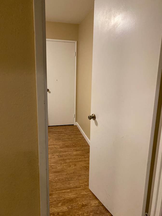 Vernice's room