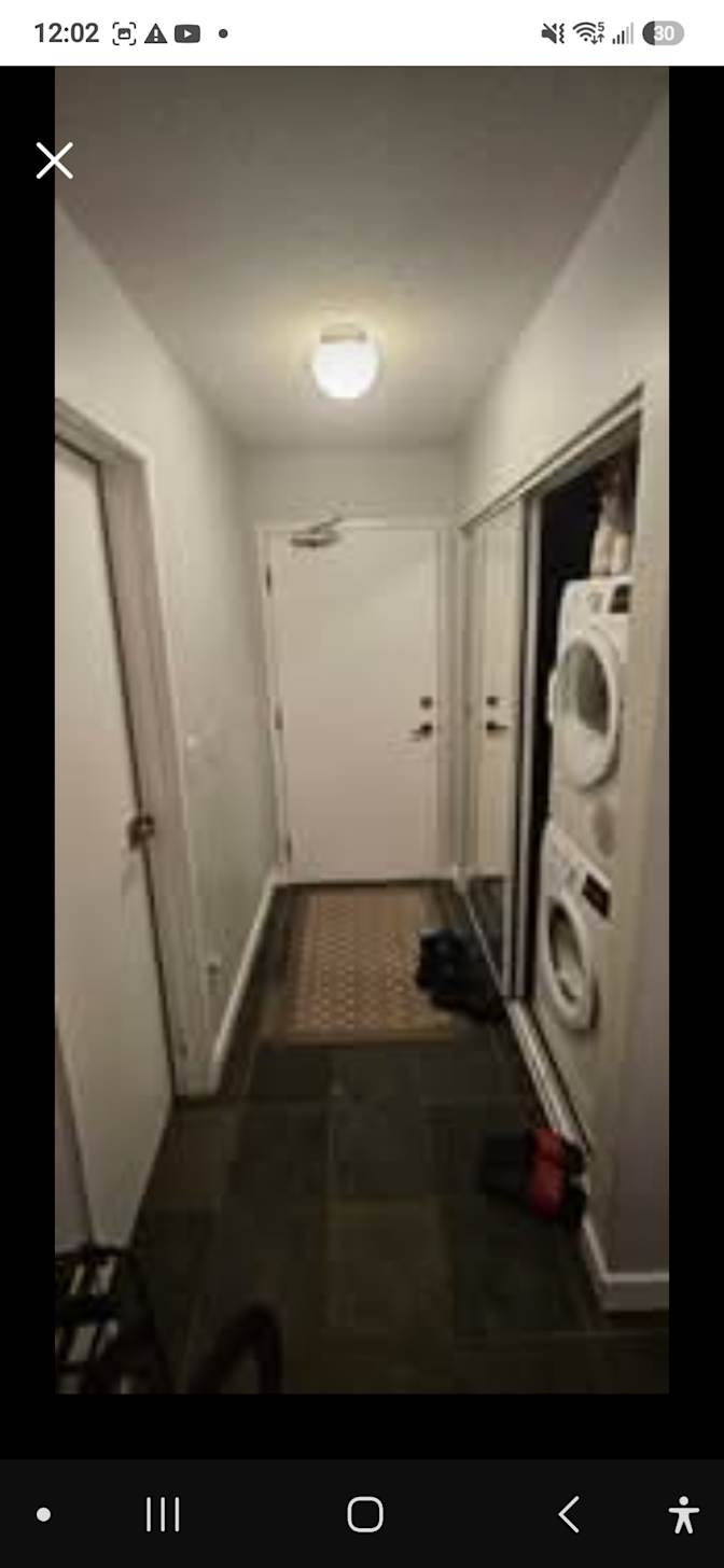 Marc Sauvageau's room