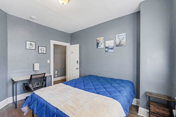 Jeniffer's room
