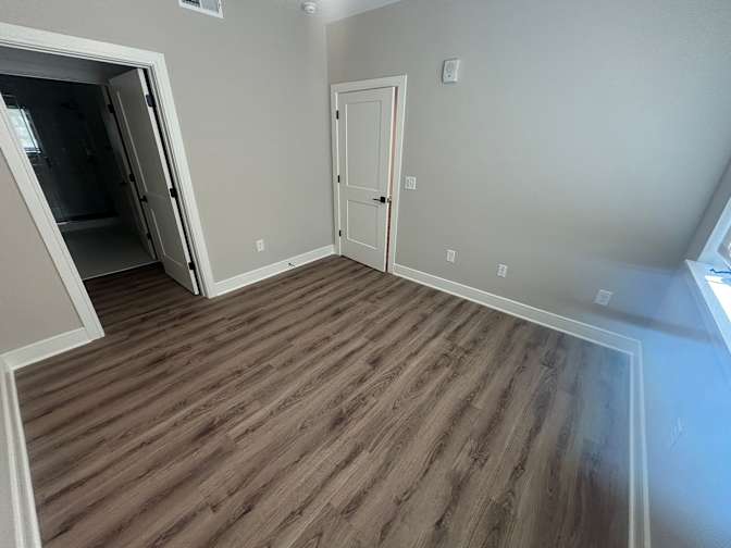 Alcove Rooms's room