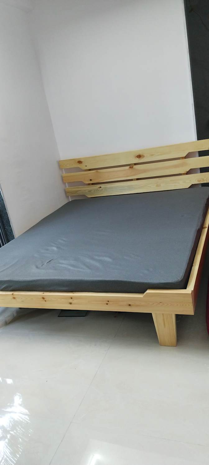 Lovi sharma's room