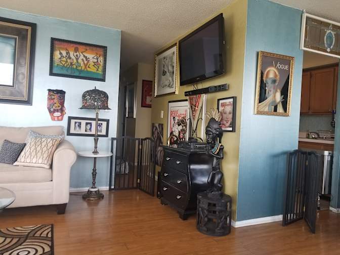 Scott Jones's room