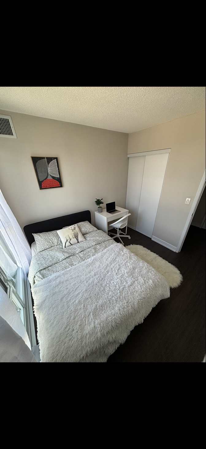 Innova's room