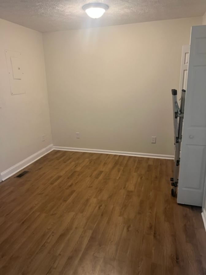 Jay/Nikki's room