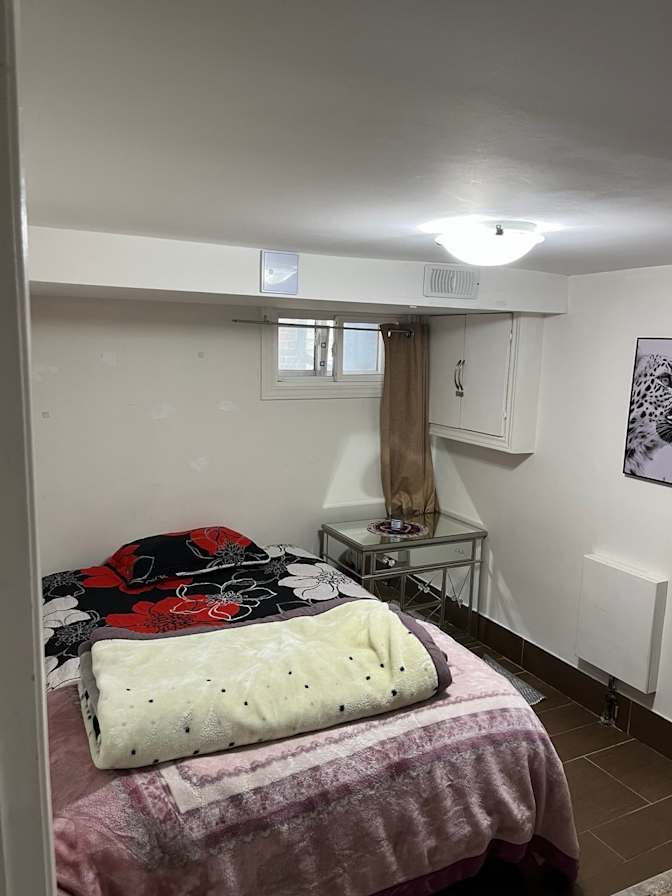 Daniel Yazdani's room