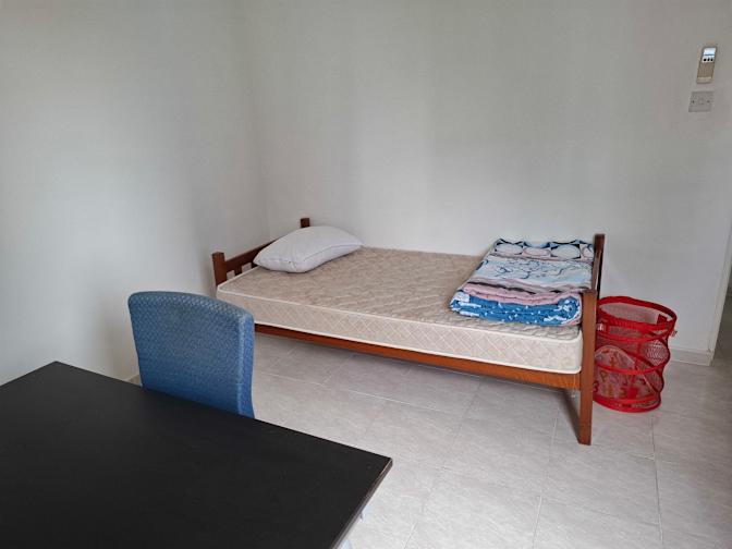 Thomas's room