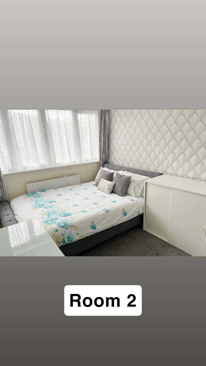 Sal's room