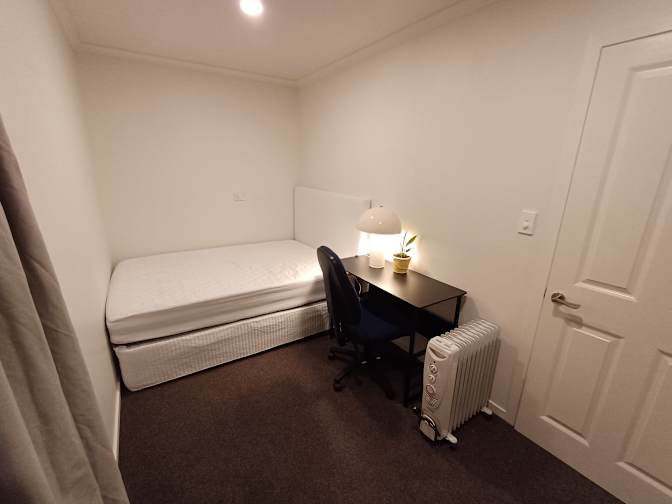 Jon's room