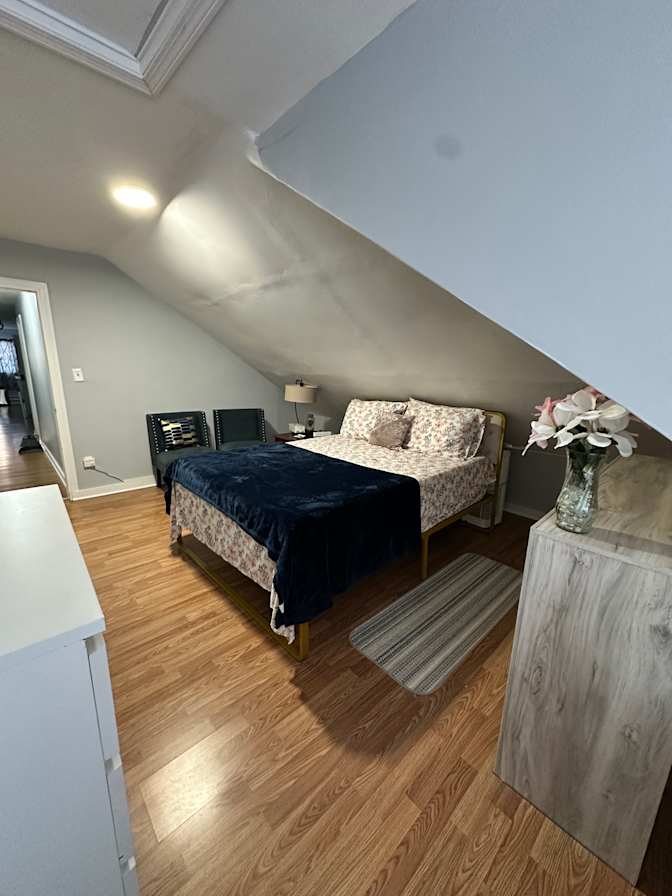 Ode's room