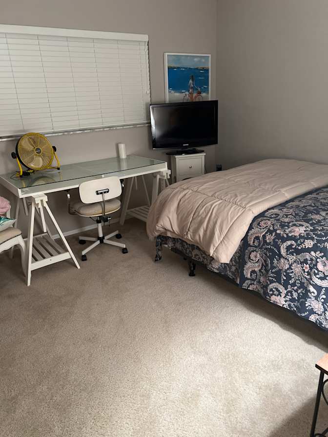Carylyn's room