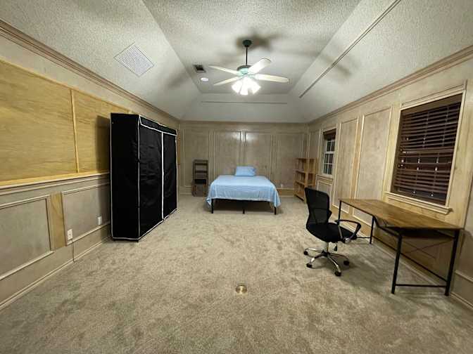 KHANH's room