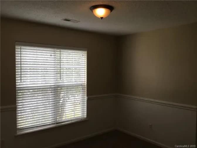 Kaitlyn's room