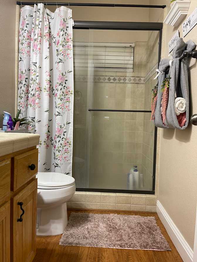 Aisha's room