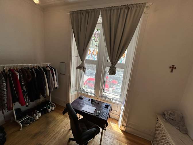 james's room