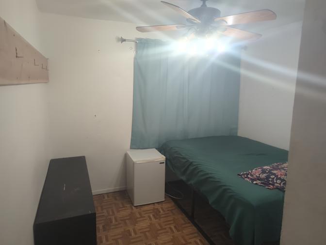 Kennith's room