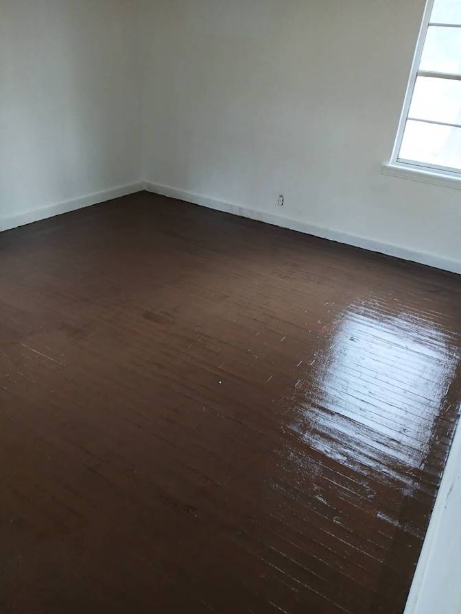 Kingston's room