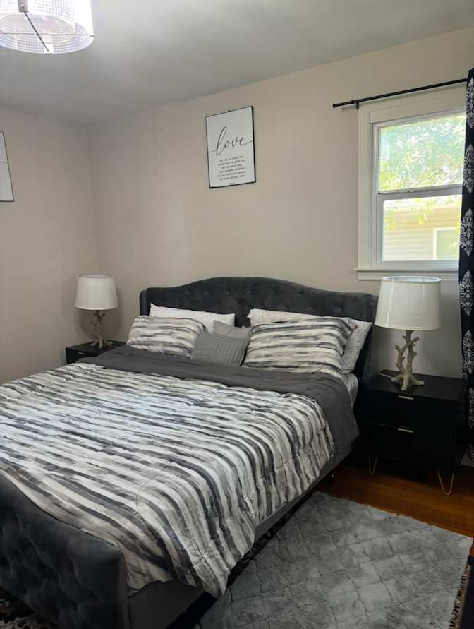 Carrian's room