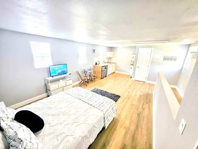 Franco's room
