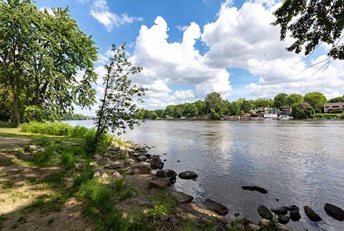Chakib Bensahla's room