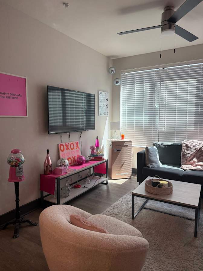 Lisa's room