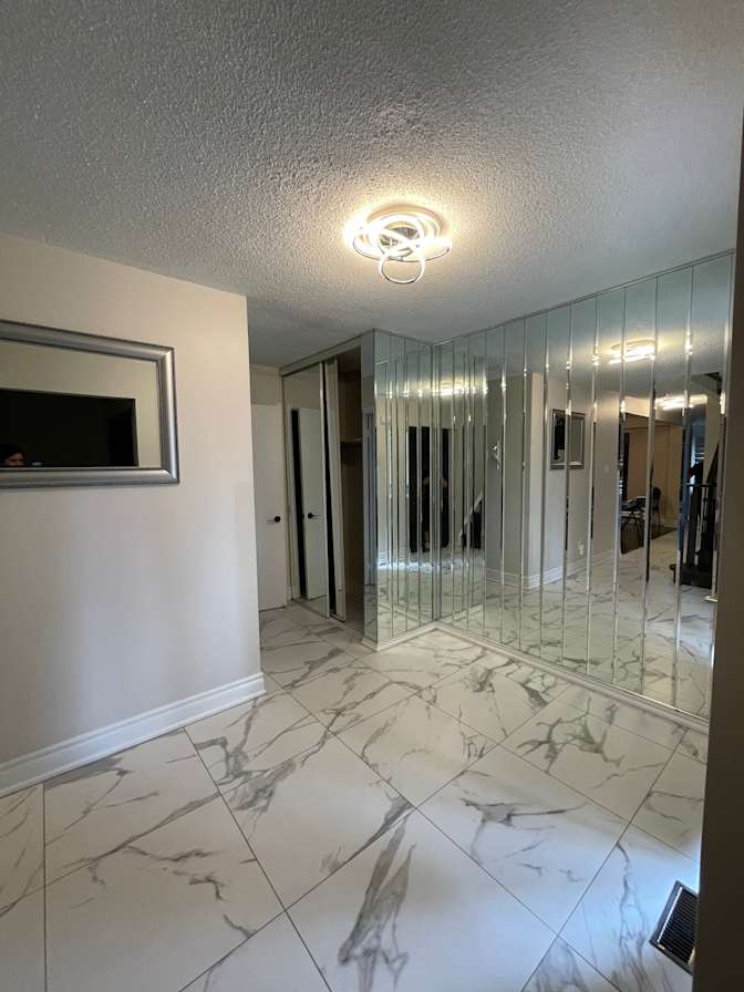 Vameesha Patel's room