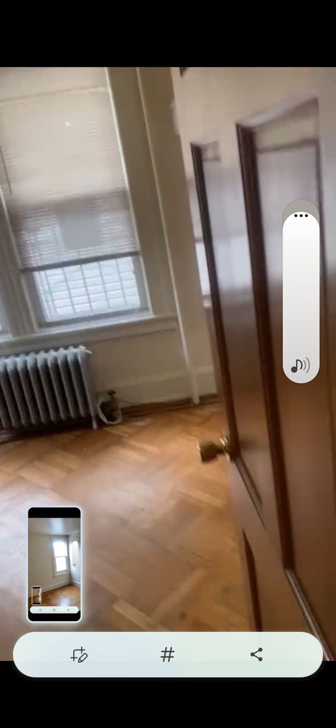 moise richardson's room