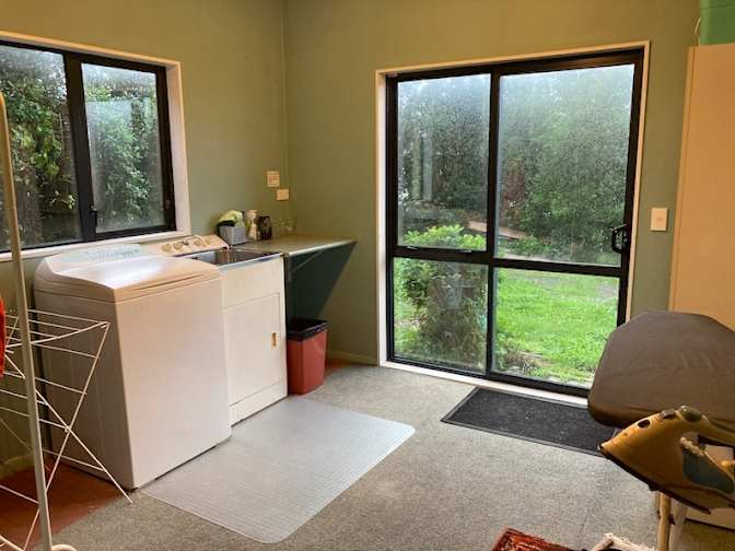 Graeme Ebbett's room