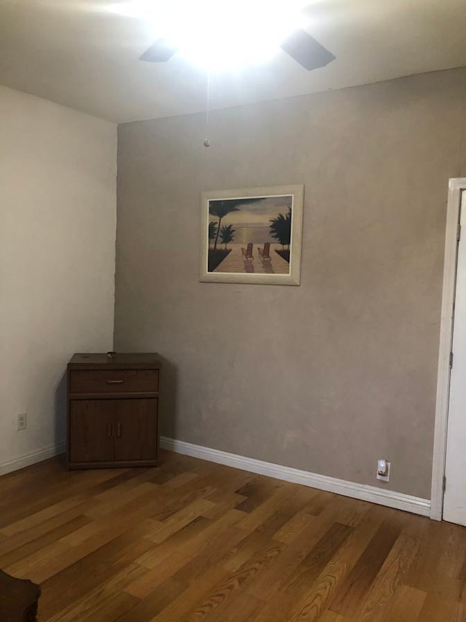 Sandy's room