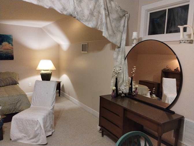 Gigi's room