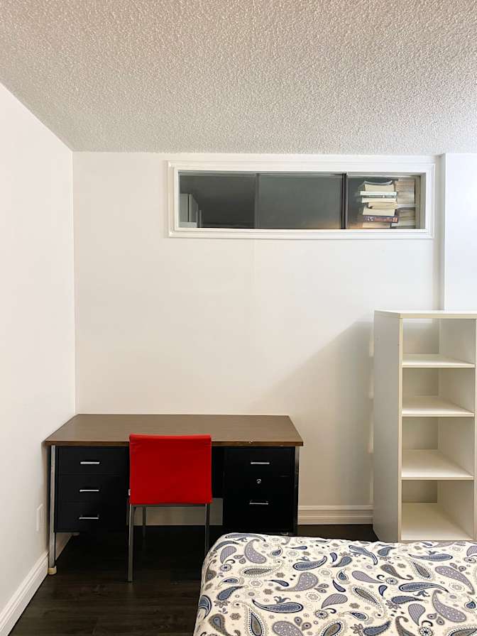 Xander Lee's room