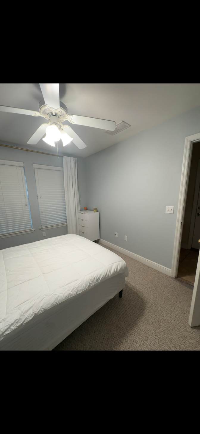 Caitlyn's room