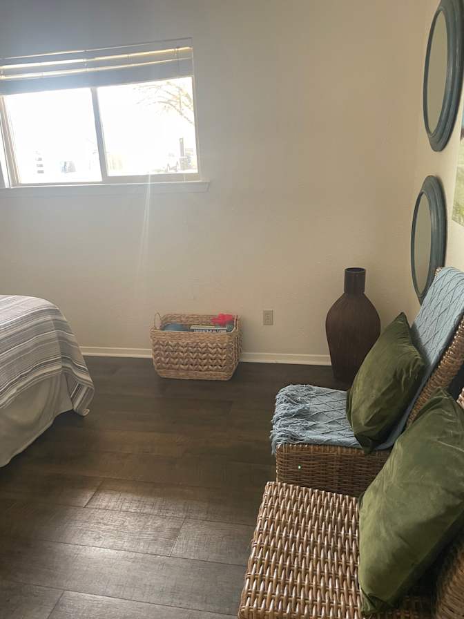 Suzanne's room