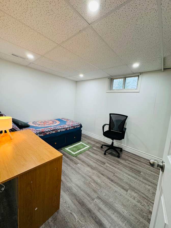 Sergio's room